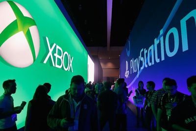 Sony Dan Microsoft Bekerja Sama Kembangkan Layanan Cloud Gaming