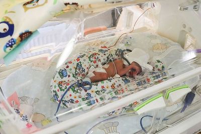 Waduh! Ada Ibu Yang Lahirkan Bayi Kembar 6