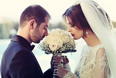 15 Kado Pernikahan Unik untuk Pengantin Baru