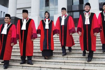 Rekam Jejak Sembilan Hakim MK Yang Mengadili Sengketa Pemilu 2019