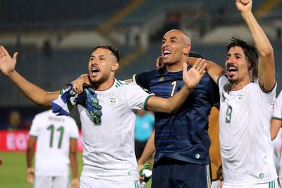 Menang Telak 3-0 Atas Guinea, Aljazair Melenggang ke Delapan Besar
