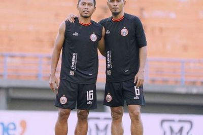 Menanti Bukti Sang Pembelot