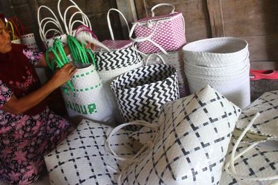 Selain Karya Seni, Berikut Benda-Benda dari Anyaman Bambu