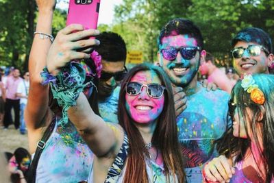 Benarkah Gemar Selfie Bisa Jadi Gangguan Mental?