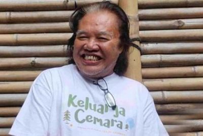 Karya-karya Sastra Best Seller Peninggalan Arswendo Atmoliwoto