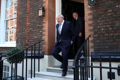Melihat 10 Downing Street, Kediaman Resmi PM Inggris Boris Johnson