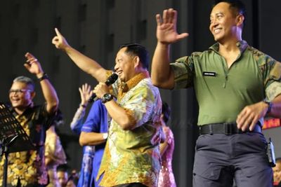 Momen Keceriaan Tito dan Andika Di Acara Reuni Alumni Laju