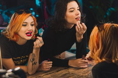 Begini Cara Pemilihan Lipstik yang Tepat