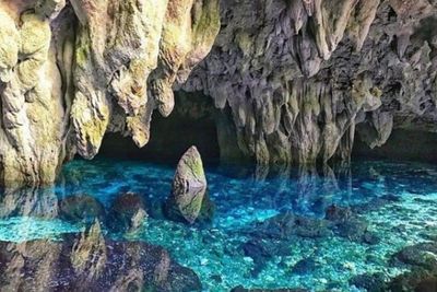 Kolam Pemandian Alami Goa Hawang yang Melegenda