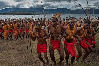 Tari Tumbu Tanah, Tarian Tradisional Suku Arfak Yang Unik Tanpa Musik