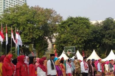 Upacara HUT RI: Ramai-ramai Pakai Baju Adat
