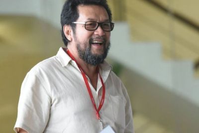 Senator Papua: Pendekatan Pakai Miras dan Blokir Internet Bukan Solusi