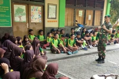 Puluhan Siswa i Baru MTs. Persis Ikuti Pembekalan Wawasan Kebangsaan