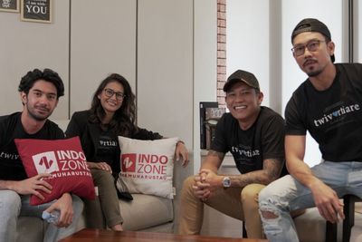 Twivortiare, Gambaran Bahwa Dalam Hubungan Cinta Saja Tidak Cukup
