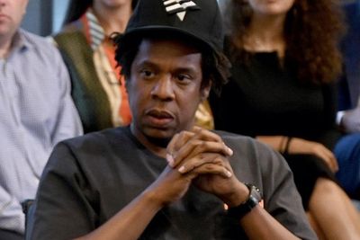 Jay-Z dan NFL Kolaborasi Garap Musik dan Clothing