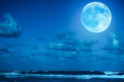Kemunculan Blue Moon Yang Penuh Mistis