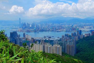 Hong Kong Travel Hacks: Tips Mendapatkan Cuaca Terbaik dan Diskon Terbesar!