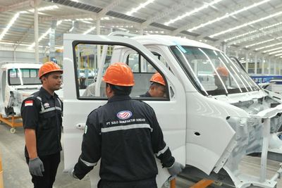 Menhub Minta Esemka Fokus Mobil Perdesaan Bukan Mobil Listrik