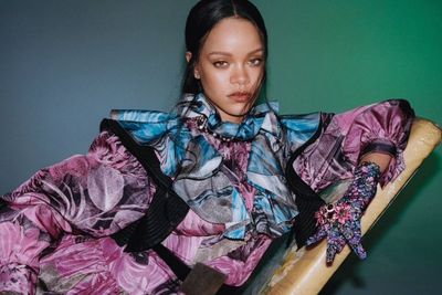 Mencekam! Rumah Rihanna di Beverly Hills Jadi Sasaran Penembakan