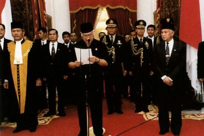Perwira Kopassus Ini Selalu Pasang Badan Untuk Habibie