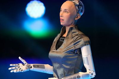 Robot AI Sophia Akan Berbincang Dengan Presiden Jokowi Hari Ini