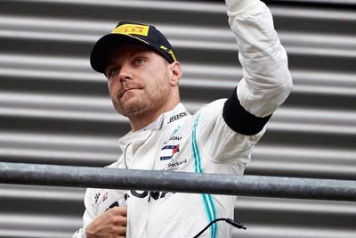 Bottas Yakin Mercedes Mampu Hentikan Ferrari di Singapura