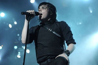 Gerard Way Masih Fokus Garap Komik Superhero