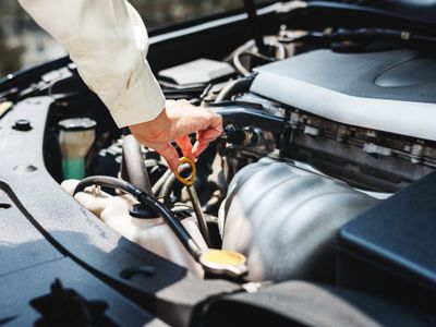 Daftar Suku Cadang Mobil yang Harus Diganti Rutin Demi Keamanan Berkendara