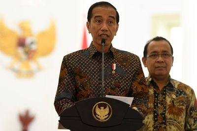 Jokowi Dianggap Tebang Pilih, RKUHP Ditunda Revisi UU KPK Jalan Terus