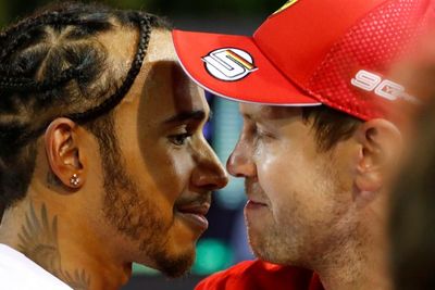 Lewis Hamilton Tertipu Dengan Perubahan Ferrari di Singapura
