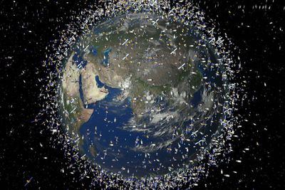 Bumi Dan Ribuan Satelit Yang Mengitarinya