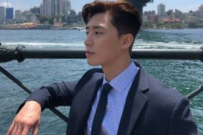 Rayakan 14 Tahun Karier, Park Seo Joon Sumbang 100 Juta Won untuk Anak Penderita Kanker