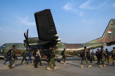 HUT TNI, Jokowi Dikritik Tidak Punya Arah Modernisasi Alutsista