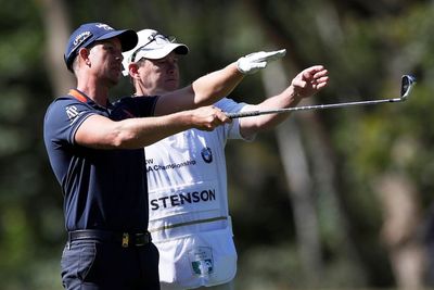 Henrik Stenson Pensiunkan Stik Kesayangan