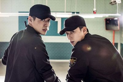 Midnight Runners (2017), Film Action Komedi 2 Pria Calon Polisi