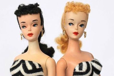 Hari Kelahiran Boneka Barbie Pertama di Dunia