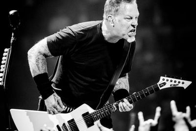 Kabar Terbaru dari James Hetfield yang Jalani Rehabilitasi