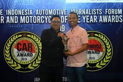 Wuling Almaz Sabet Gelar Car of The Year 2019