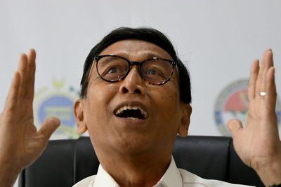 Alhamdulillah, Wiranto Sudah Bisa Jalan dan Mencerna Makanan