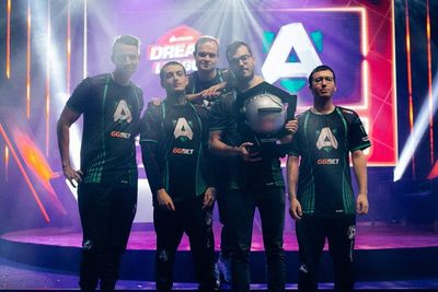 Baru 1 Bulan Terbentuk, Alliance DotA 2 Juarai Dream League Season 12