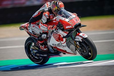 Sukses Operasi Bahu, Nakagami Diberi Hadiah Motor Marquez