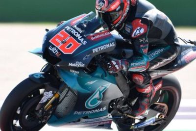 Petronas Yamaha Dominasi di Sesi Latihan Bebas 1
