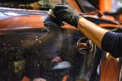 Ini Cara Atasi Water Spot Pada Bodi Mobil