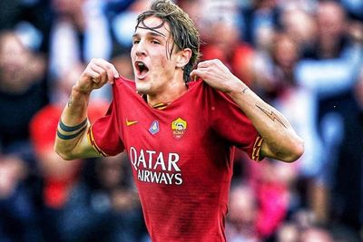 Nicolo Zaniolo Enggan Kenakan Nomor Keramat Milik Totti