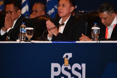Akhirnya! PSSI Segera Depak Simon McMenemy