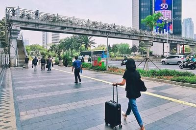 KPK Tantang Pemprov DKI Bongkar JPO Instagramble