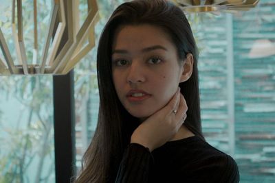 Wow, Susan Sameh Ibaratkan Cinta Seperti Poop!