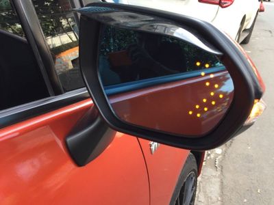 Led Sign Blue Mirror, Spion Aman untuk Hujan