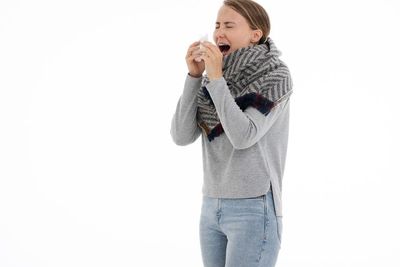 Ternyata Virus Flu Dapat Menular Hingga Radius 6 Kaki