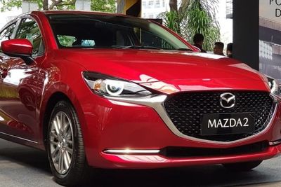 New Mazda2 Facelift Lebih Ringan dan Kedap Suara